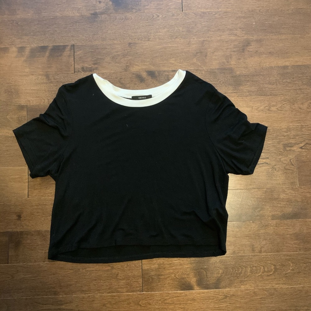 T-shirt - Picture 1 of 2